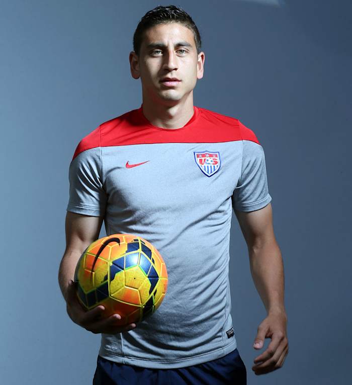 alejandro-bedoya-X158268_TK1_238.jpg